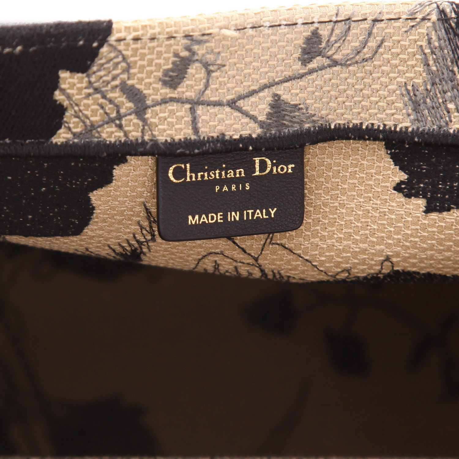 Dior  Book Tote medium model  shopping bag  in beige and black canvas - Detail D2