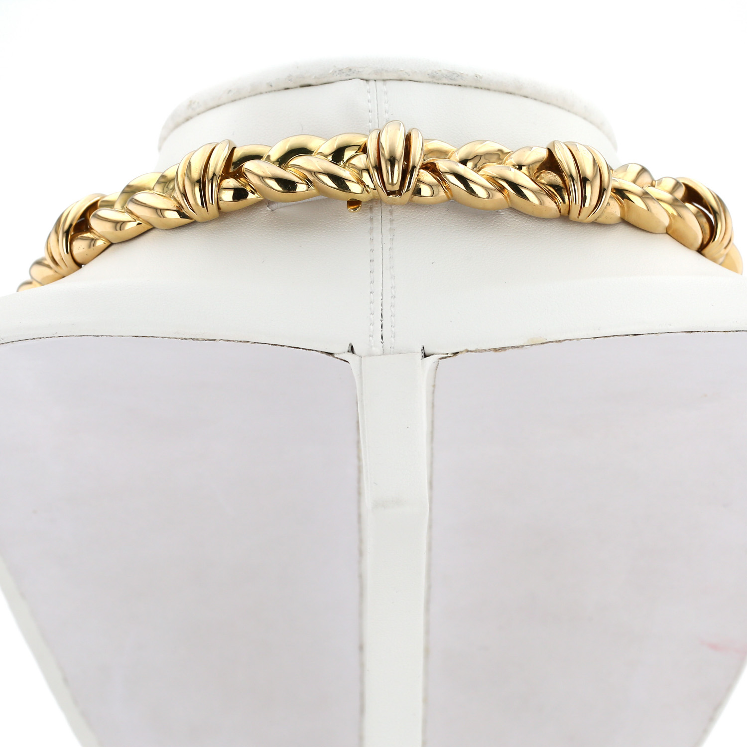 O.J. Perrin necklace in yellow gold and diamonds - Detail D4