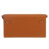 Hermès  Kelly To Go shoulder bag  in gold epsom leather - Detail D4 thumbnail