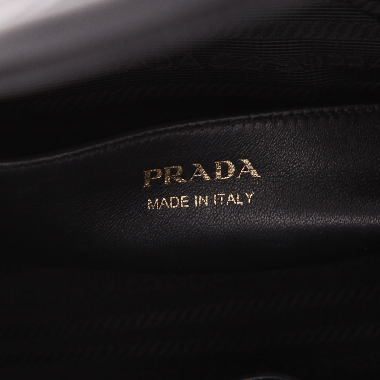Borsa Prada  Esplanade in pelle liscia e pelle saffiano nera - Detail D2