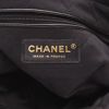 Chanel  22 shopping bag  in black leather - Detail D2 thumbnail