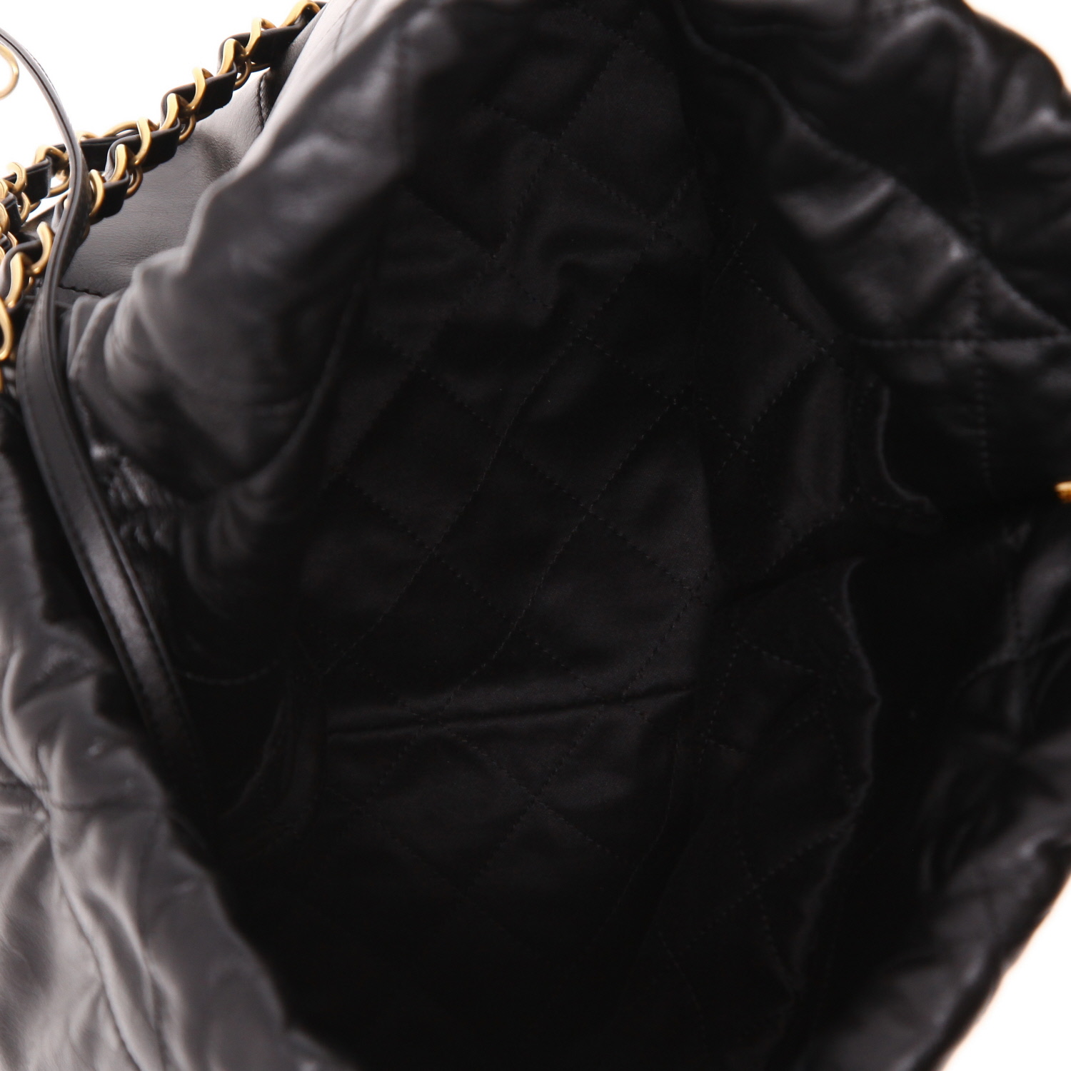 Bolso Cabás Chanel  22 en cuero negro - Detail D3