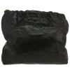 Chanel  22 shopping bag  in black leather - Detail D4 thumbnail