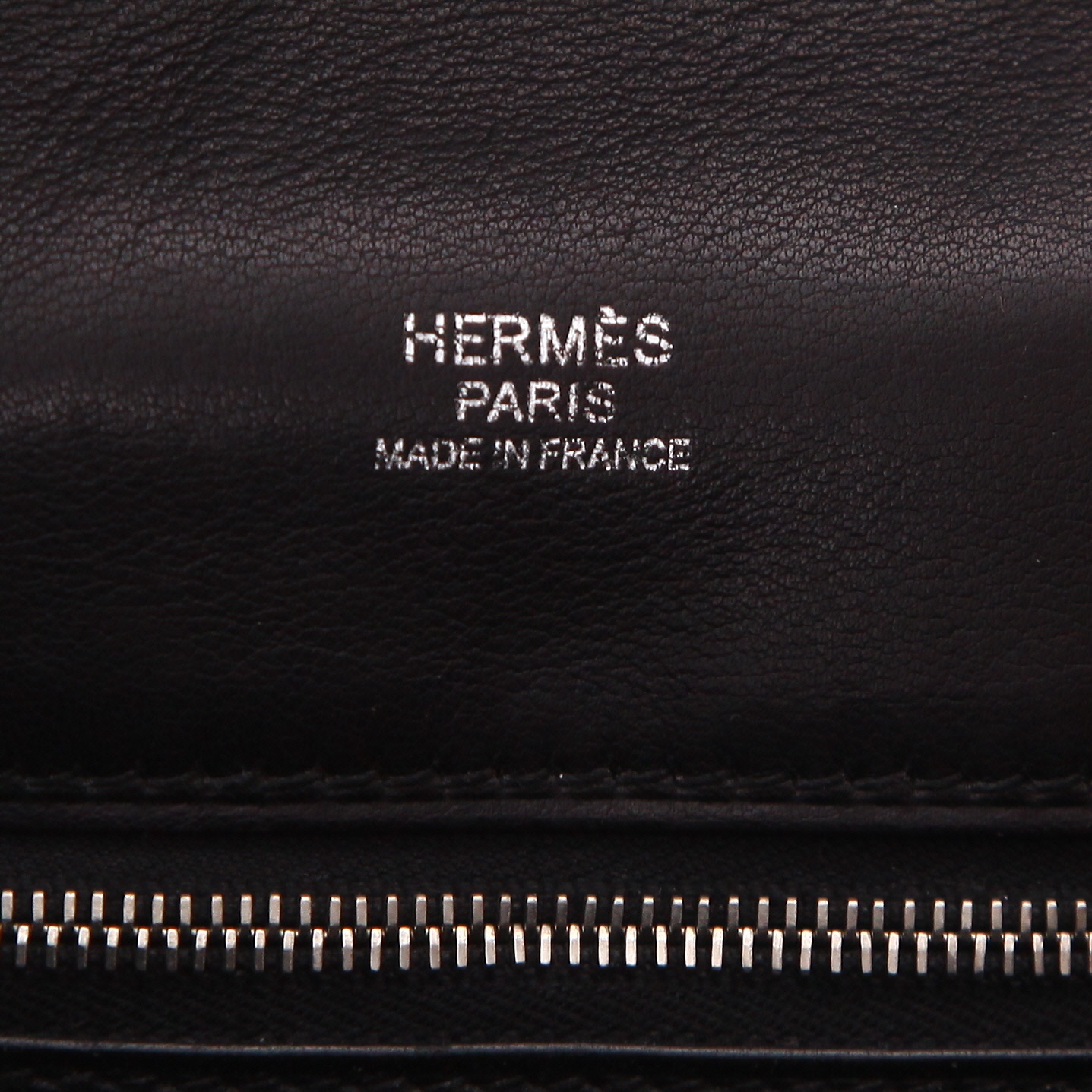 Hermès  Berline shoulder bag  in black Swift leather - Detail D2