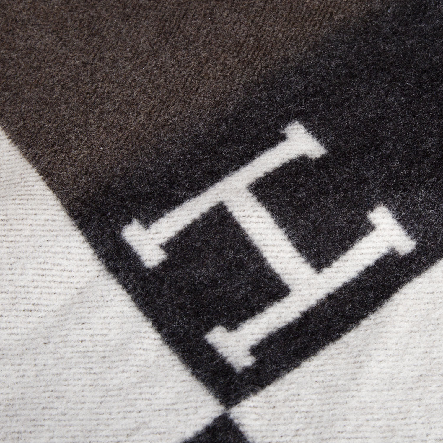Hermès, Jeté de canapé Avalon - années 2020 - Detail D3
