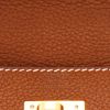 Bolso de mano Hermès  Kelly 28 cm en Barenia Faubourg color oro - Detail D2 thumbnail