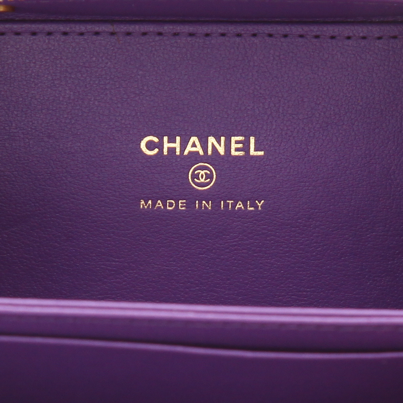 Chanel  Vanity shoulder bag  in purple quilted leather - Detail D2