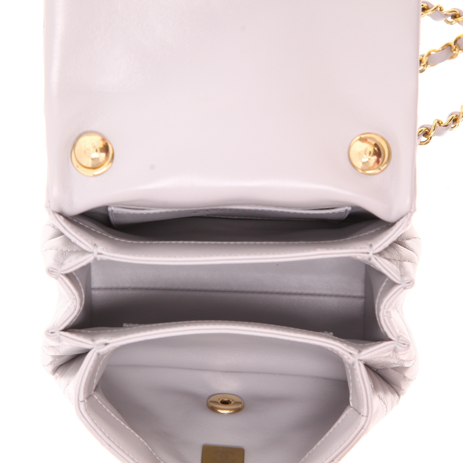 Sac bandoulière Chanel   en cuir matelassé gris - Detail D3