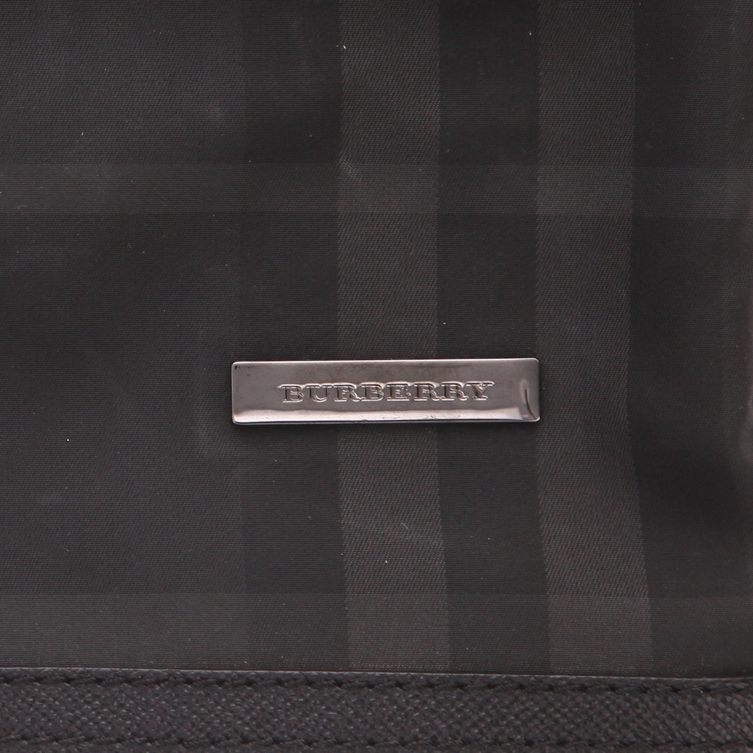 Burberry shoulder bag in black and grey printed patern canvas - Detail D2