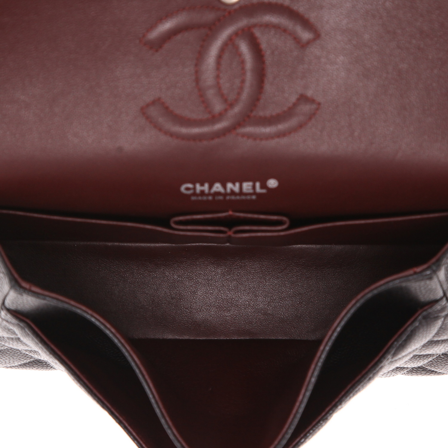 Chanel  Timeless Classic handbag  in black quilted grained leather - Detail D3