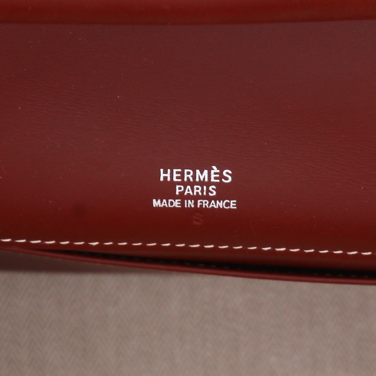 Borsa da viaggio Hermès   in pelle box rosso H e crine beige - Detail D2