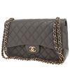 Chanel  Timeless shoulder bag  in grey quilted leather - 00pp thumbnail