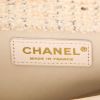 Bolso bandolera Chanel  Knock on Wood en tweed crudo - Detail D2 thumbnail