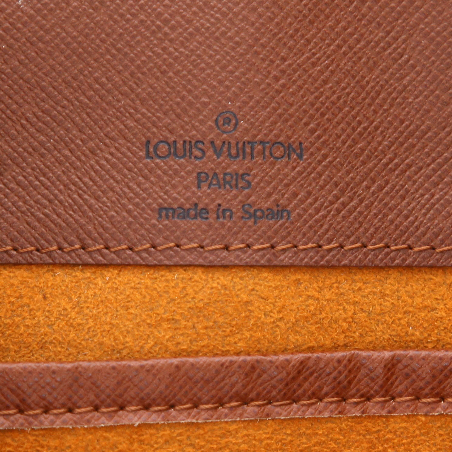 Louis Vuitton  Musette Tango shoulder bag  in brown monogram canvas  and natural leather - Detail D2