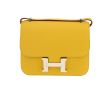 Bolso de mano Hermès  Constance mini  en cuero epsom amarillo - 360 thumbnail