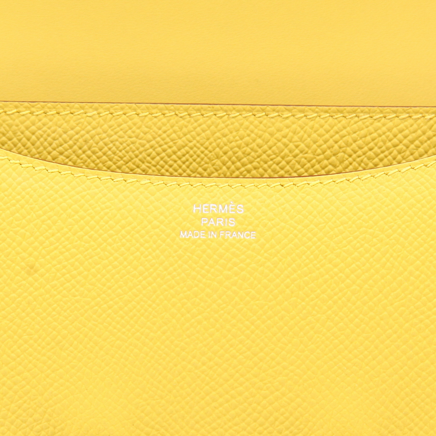 Sac à main Hermès  Constance mini  en cuir epsom jaune - Detail D2