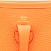 Bolso bandolera Hermès  Mini Evelyne en cuero taurillon clémence naranja - Detail D2 thumbnail