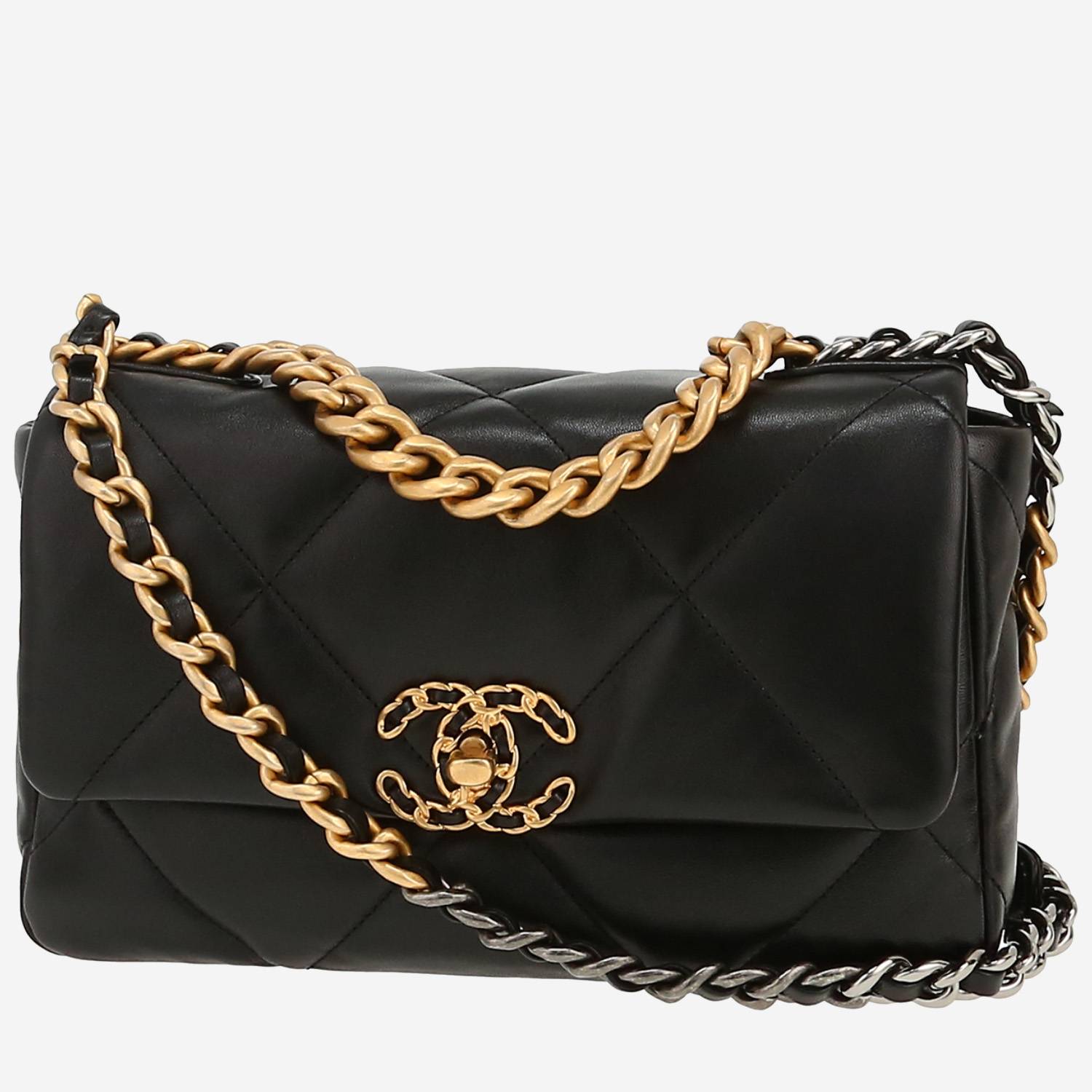 Chanel  19 shoulder bag  in black quilted leather