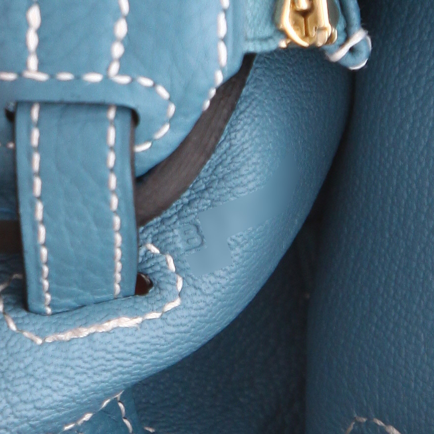 Hermès  Kelly 25 cm handbag  in blue jean togo leather - Detail D4