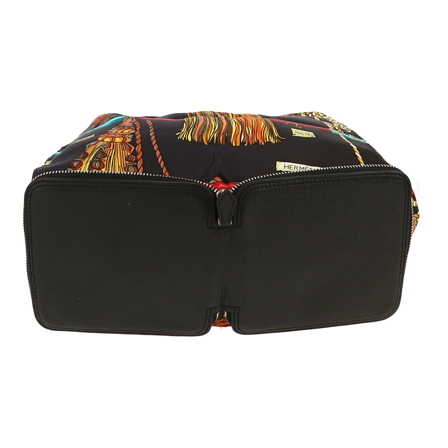 Sac cabas Hermès  Silky Pop - Shop Bag en toile imprimée noire et cuir grainé noir - Detail D1