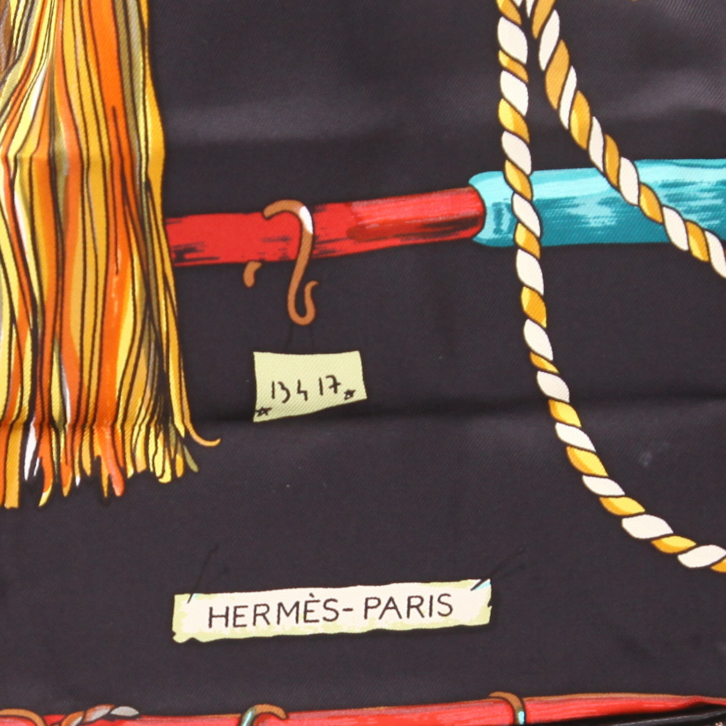 Sac cabas Hermès  Silky Pop - Shop Bag en toile imprimée noire et cuir grainé noir - Detail D2