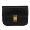 Bolso bandolera Celine  Classic Box en cuero box negro - Detail D2 thumbnail