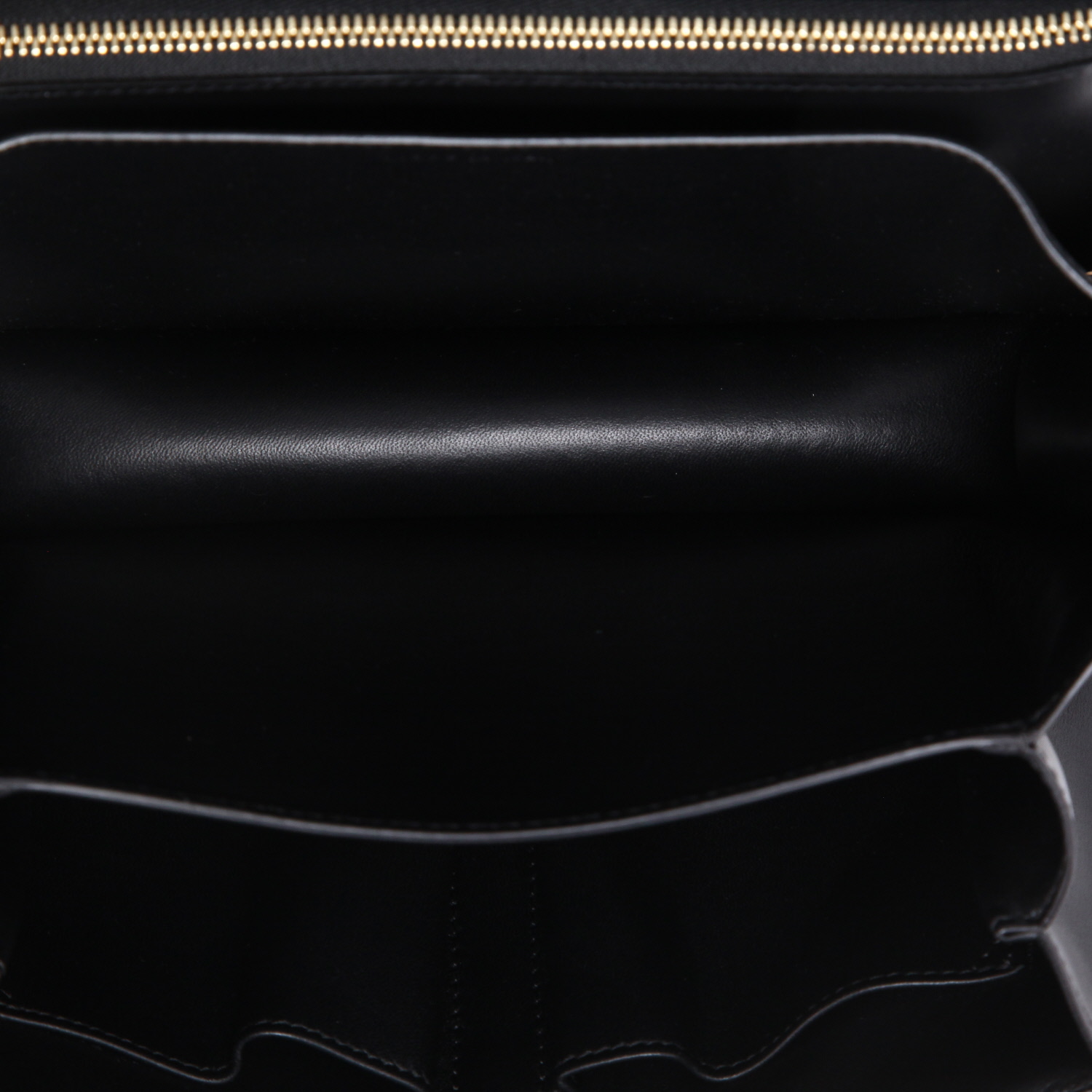 Sac bandoulière Celine Classic Box en cuir box noir - Detail D8