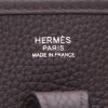 Bolso bandolera Hermès  Evelyne III en cuero togo Prunoir - Detail D2 thumbnail