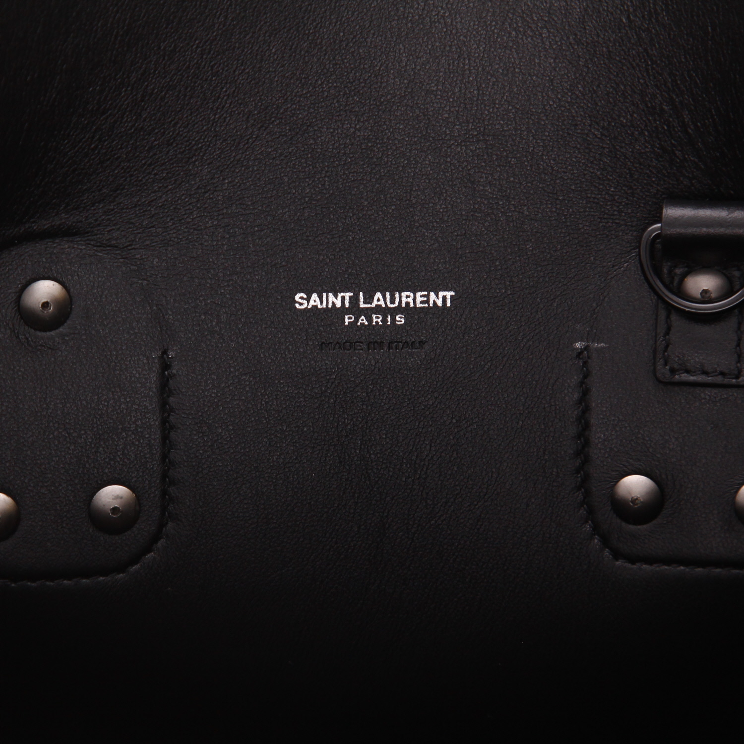 Sac à main Saint Laurent  Sac de jour petit modèle  en cuir blanc - Detail D2
