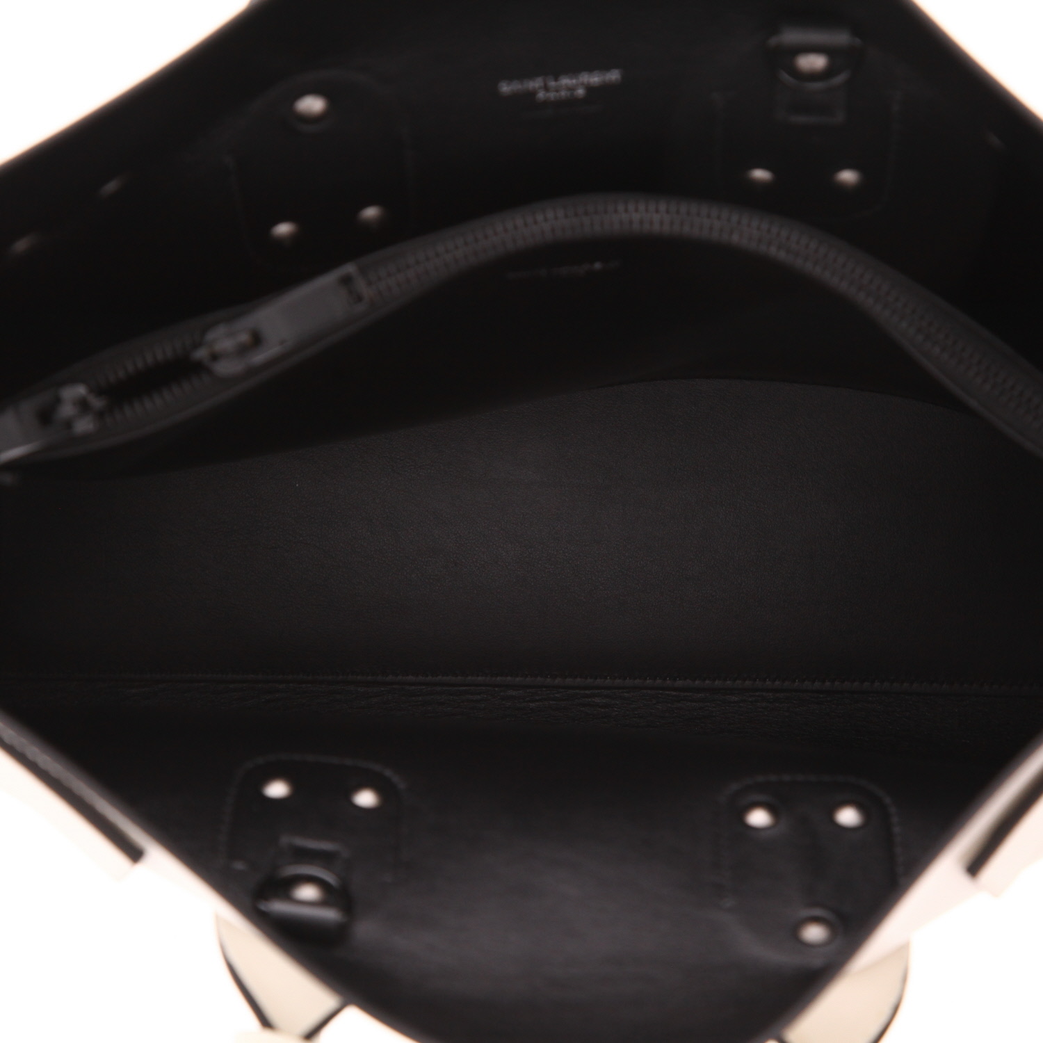 Sac à main Saint Laurent  Sac de jour petit modèle  en cuir blanc - Detail D3