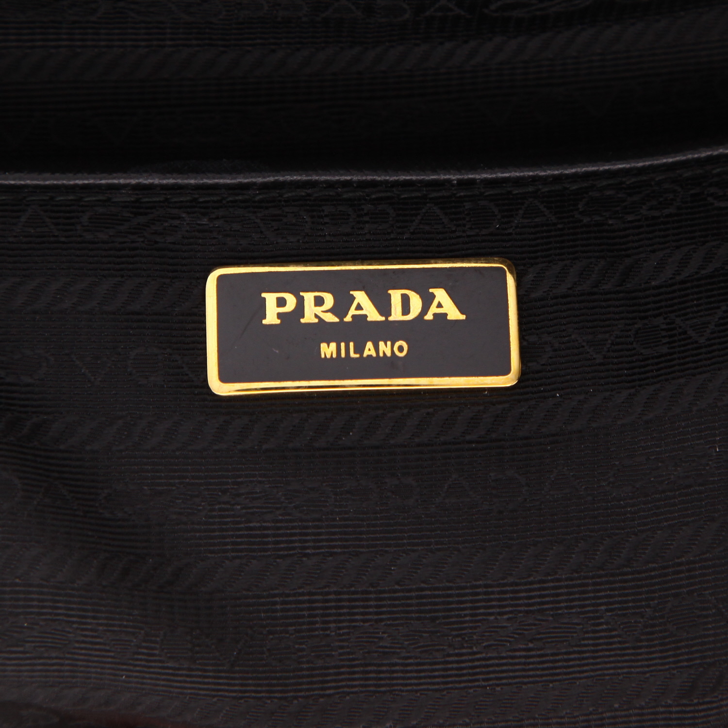 Sac à main Prada  Lux Tote en cuir saffiano noir - Detail D2