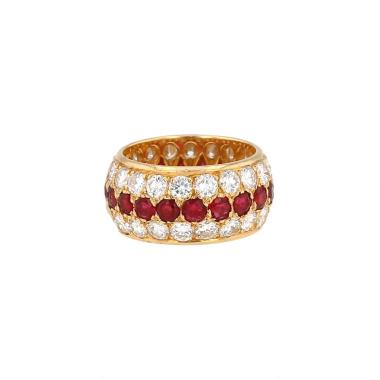 Anello Van Cleef & Arpels  in oro giallo, rubini e diamanti