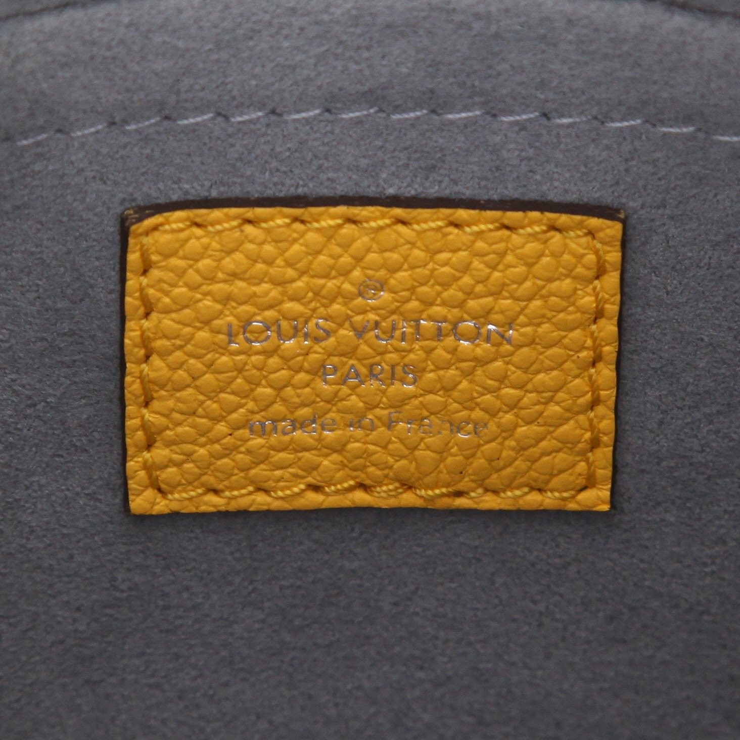 Sac à main Louis Vuitton  Marelle en cuir épi jaune - Detail D2