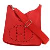 Bolso bandolera Hermès  Evelyne III en cuero togo rojo - 00pp thumbnail