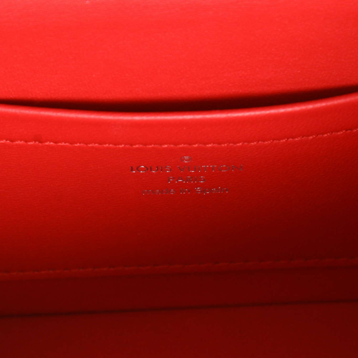 Sac à main Louis Vuitton  Bleecker Box en cuir épi noir - Detail D2