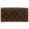 Billetera Louis Vuitton  Sarah en lona Monogram marrón y cuero rojo - Detail D4 thumbnail