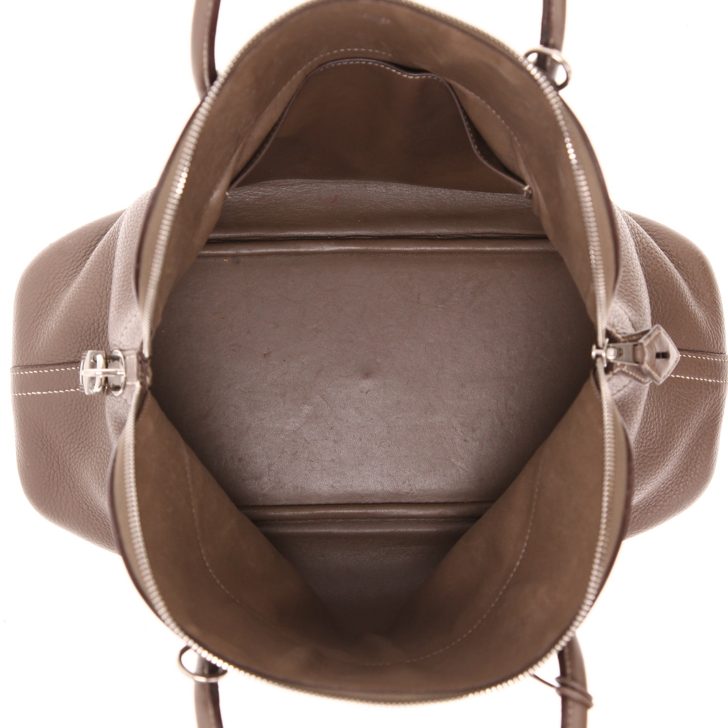 Hermès Bolide 35 cm handbag in etoupe togo leather - Detail D3