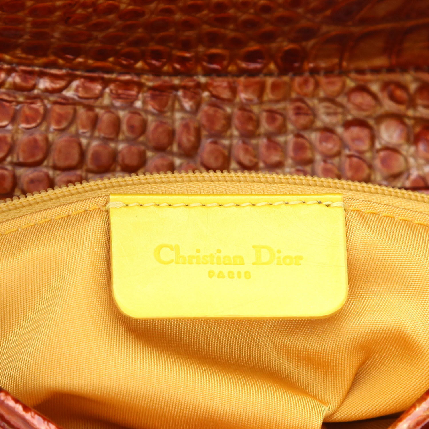 Dior  Saddle handbag  in yellow and red patent leather - Detail D2