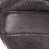 Bolso bandolera Louis Vuitton   en cuero Epi negro - Detail D2 thumbnail