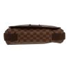 Sac bandoulière Louis Vuitton  Brooklyn en toile damier ébène - Detail D1 thumbnail