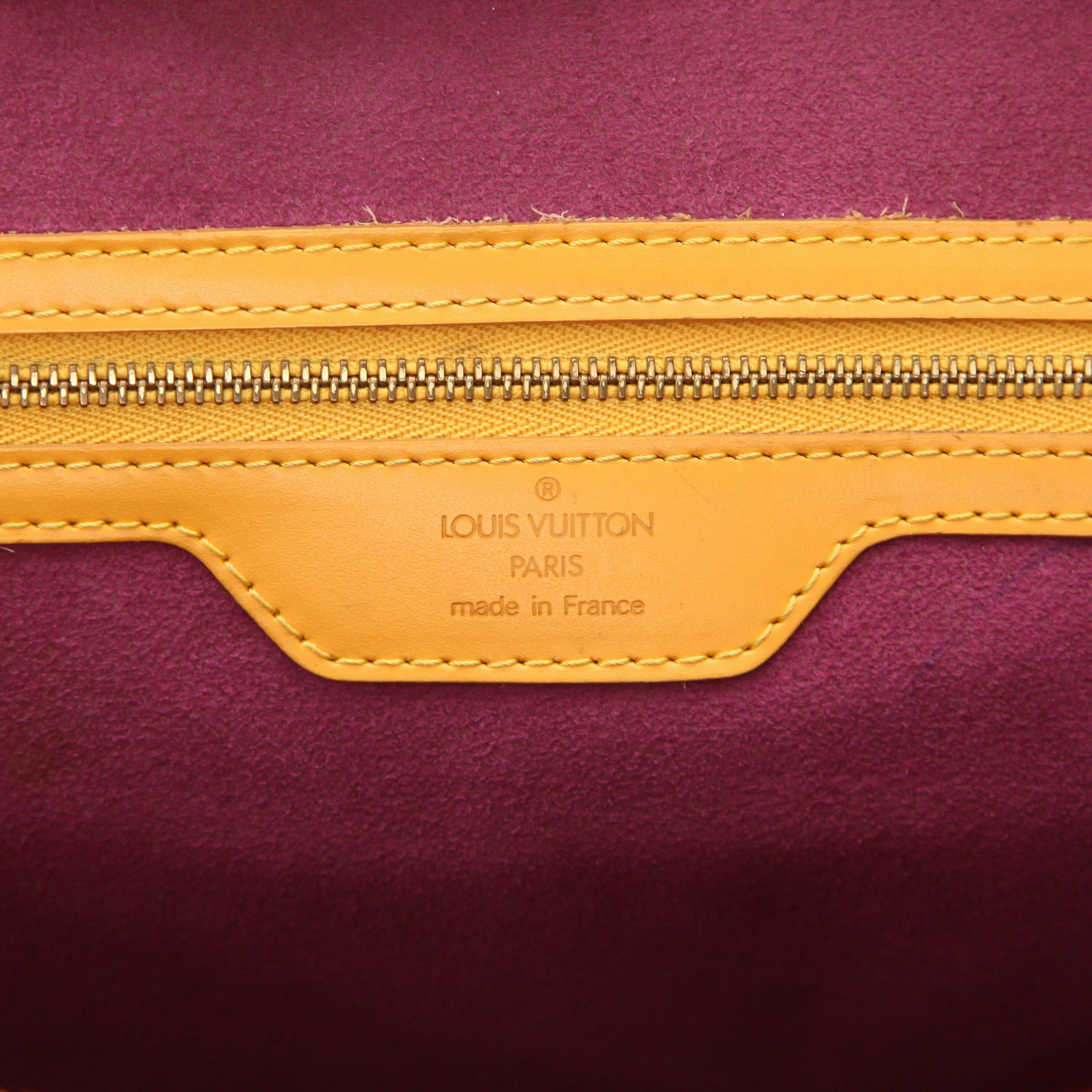 Louis Vuitton Saint Jacques handbag in yellow epi leather - Detail D2