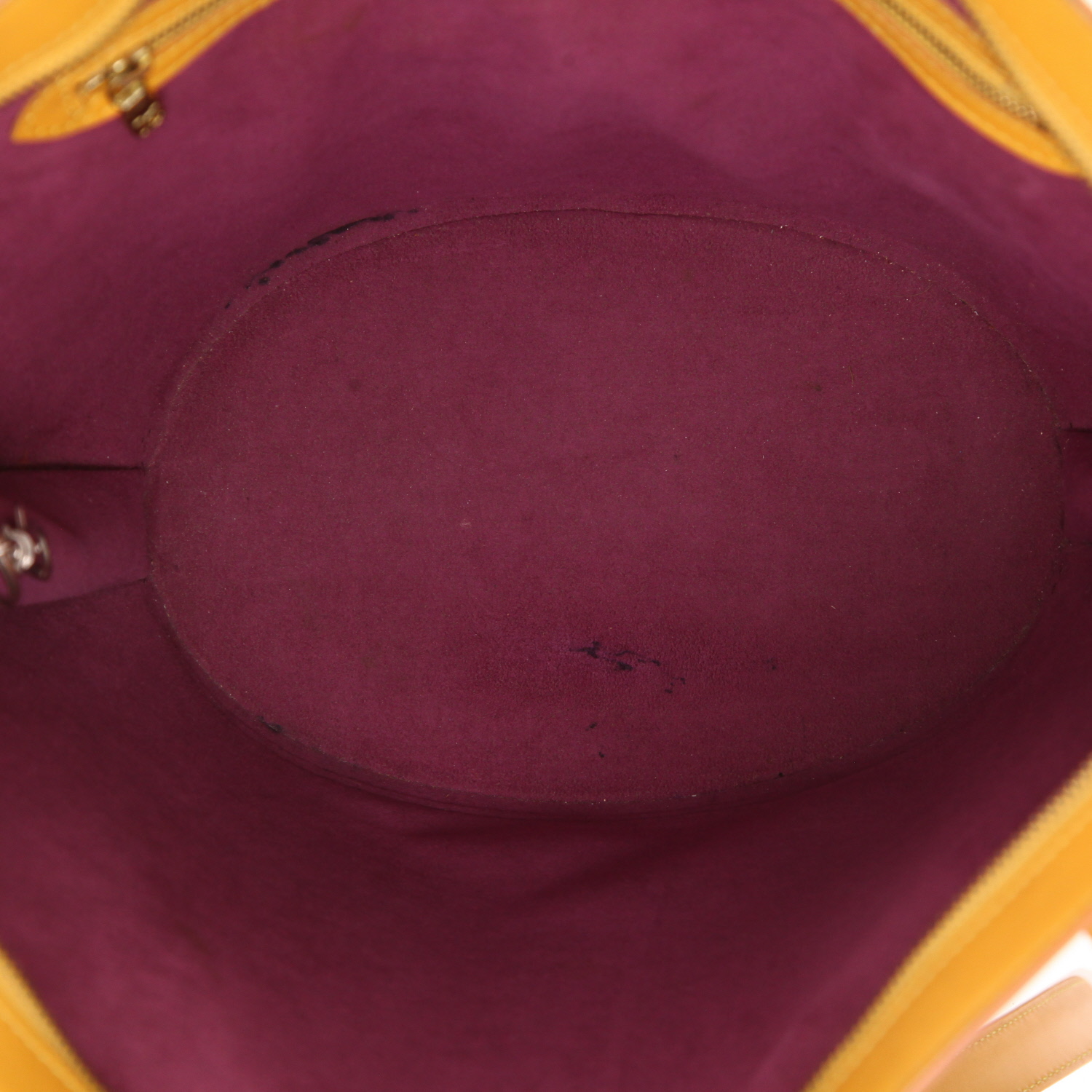 Louis Vuitton Saint Jacques handbag in yellow epi leather - Detail D3