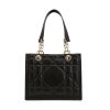 Dior  Essential shopping bag  in black quilted leather - Detail D4 thumbnail