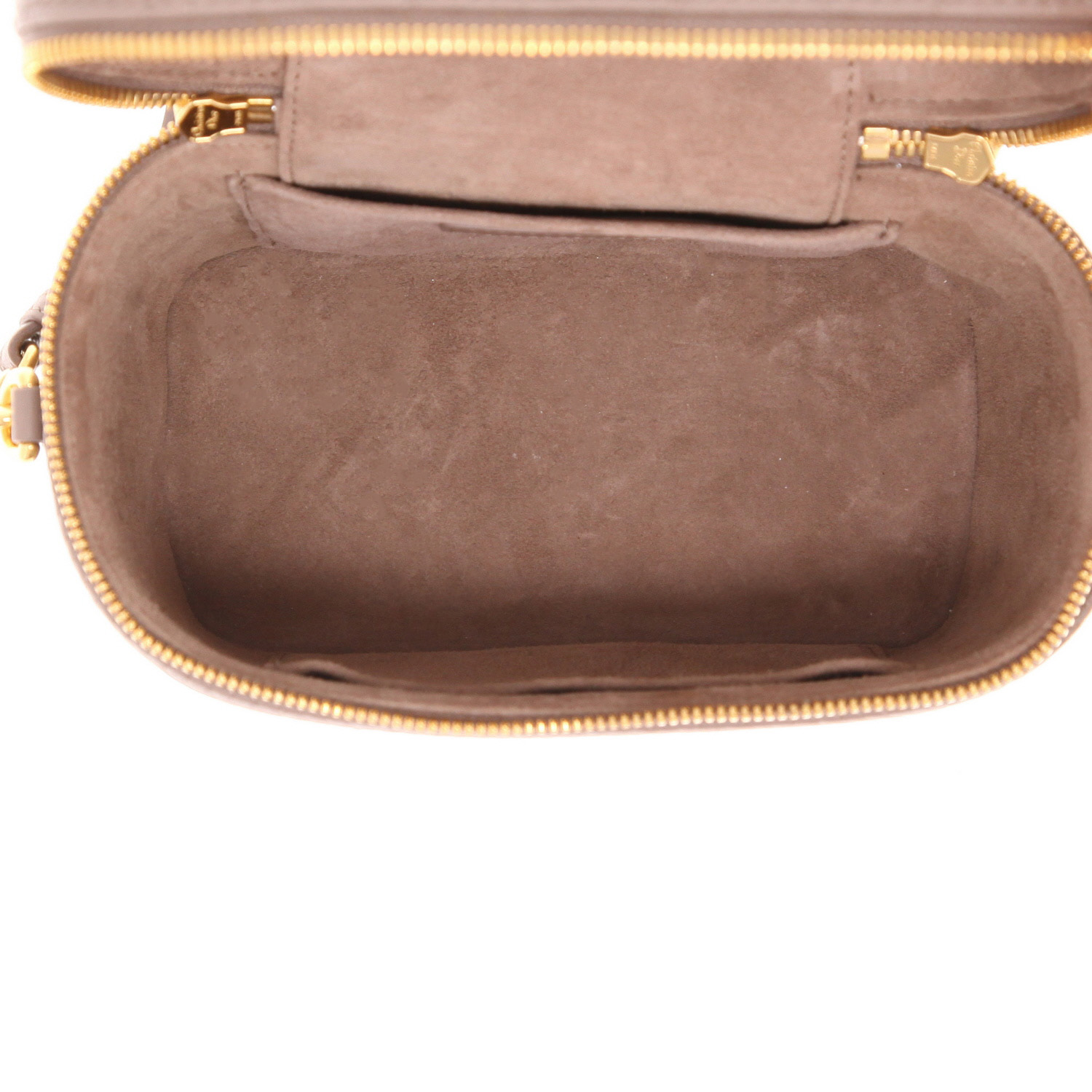 Bolso bandolera Dior Travel Vanity en cuero cannage color topo - Detail D3