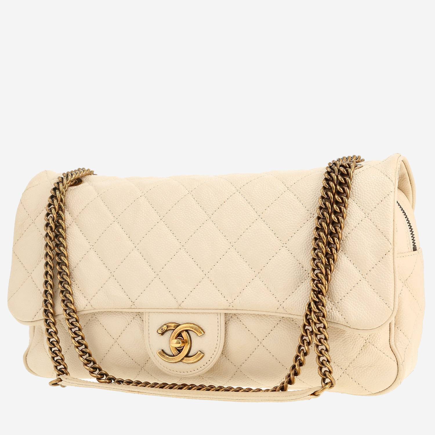 Chanel   handbag  in cream color quilted leather