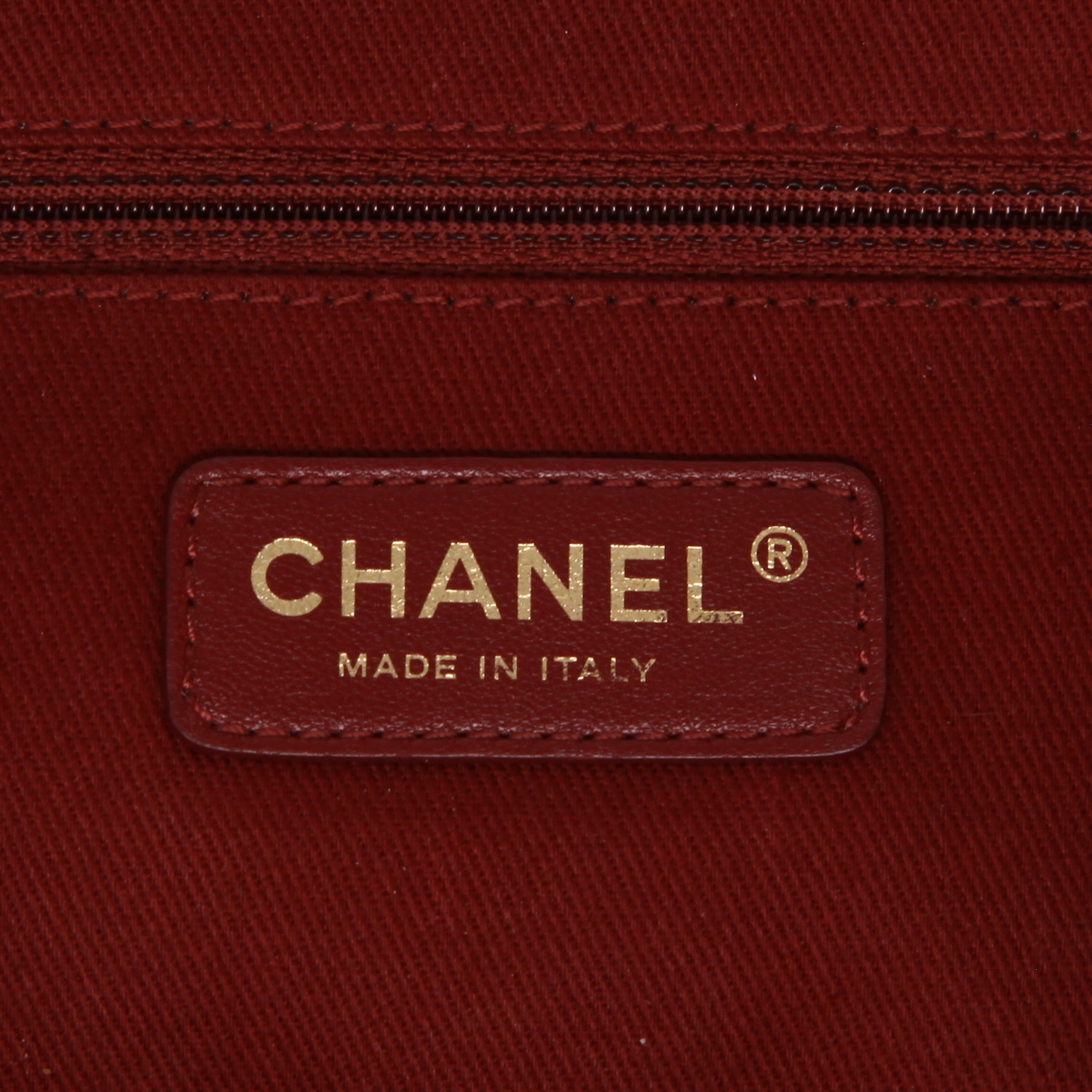 Sac à main Chanel   en cuir matelassé crème - Detail D2