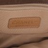 Chanel   handbag  in brown quilted leather - Detail D2 thumbnail