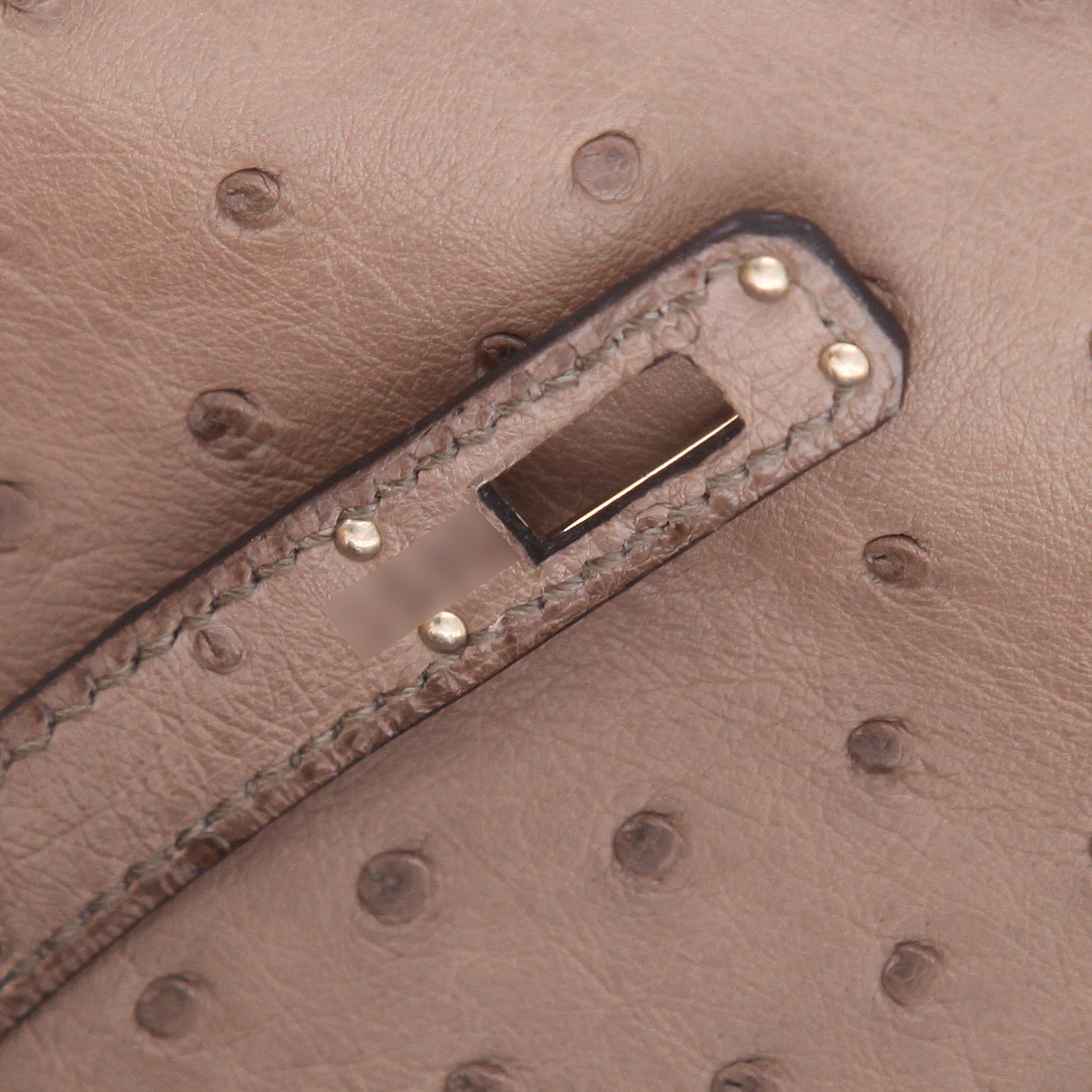 Bolsito de mano Hermès  Kelly - Clutch en avestruz gris - Detail D4