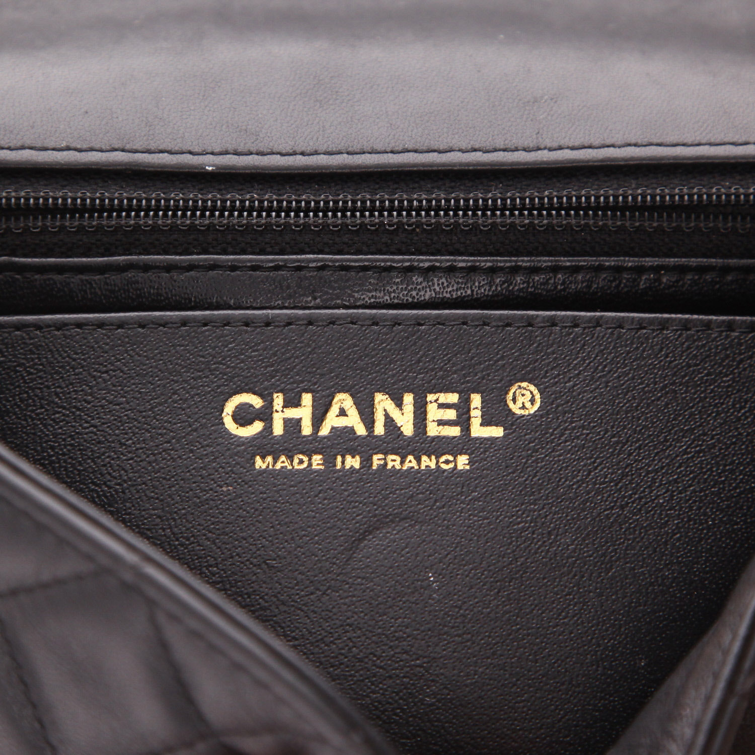 Borsa a tracolla Chanel  Mini Timeless in pelle trapuntata nera - Detail D2