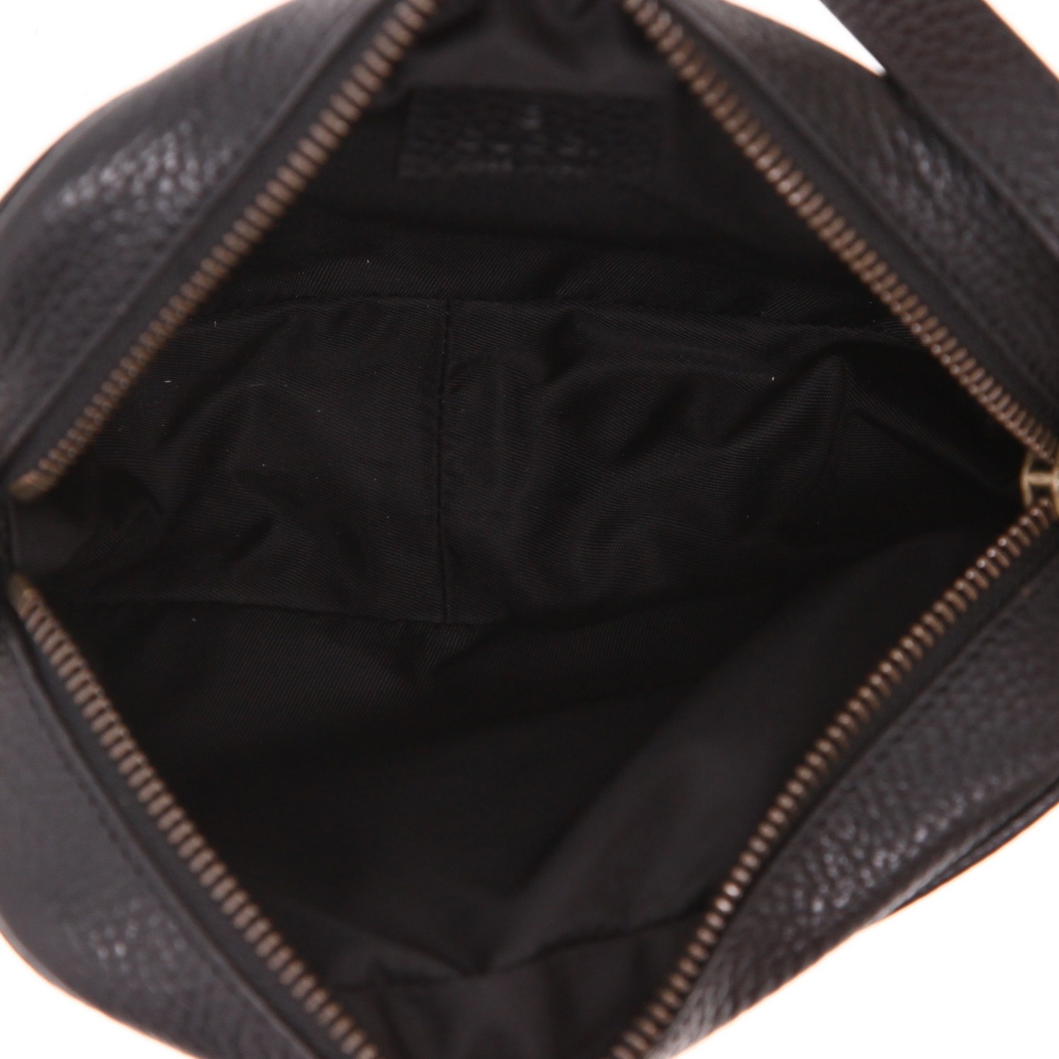 Bolso bandolera Gucci  Soho Disco en cuero granulado negro - Detail D3